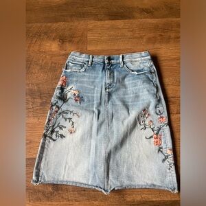 Driftwood floral embroidered Jean skirt